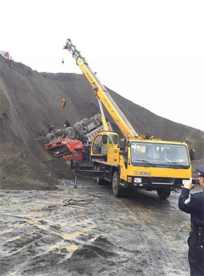 西吉上犹道路救援